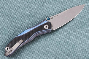 Нож складной  E802 horus black/blue-7432